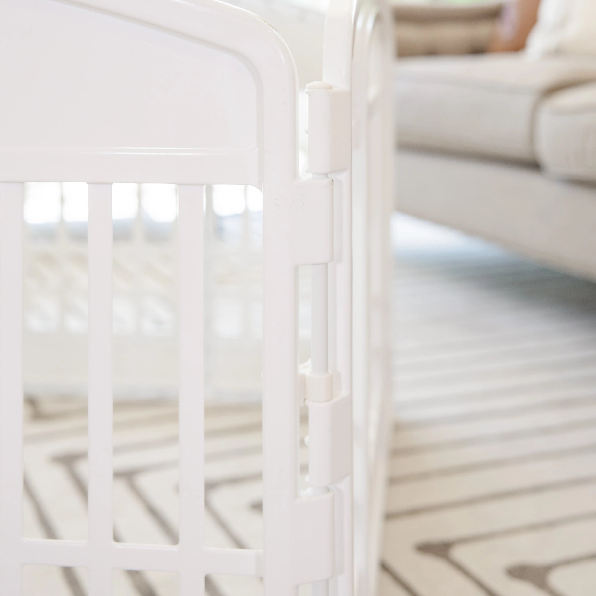 The Carlson 4-Panel Plastic Pet Pen provides a secure, versatile enclosure for small pets. Made with non-toxic materials, it’s lightweight, easy to set up, clean, and expand for both indoor and outdoor use.