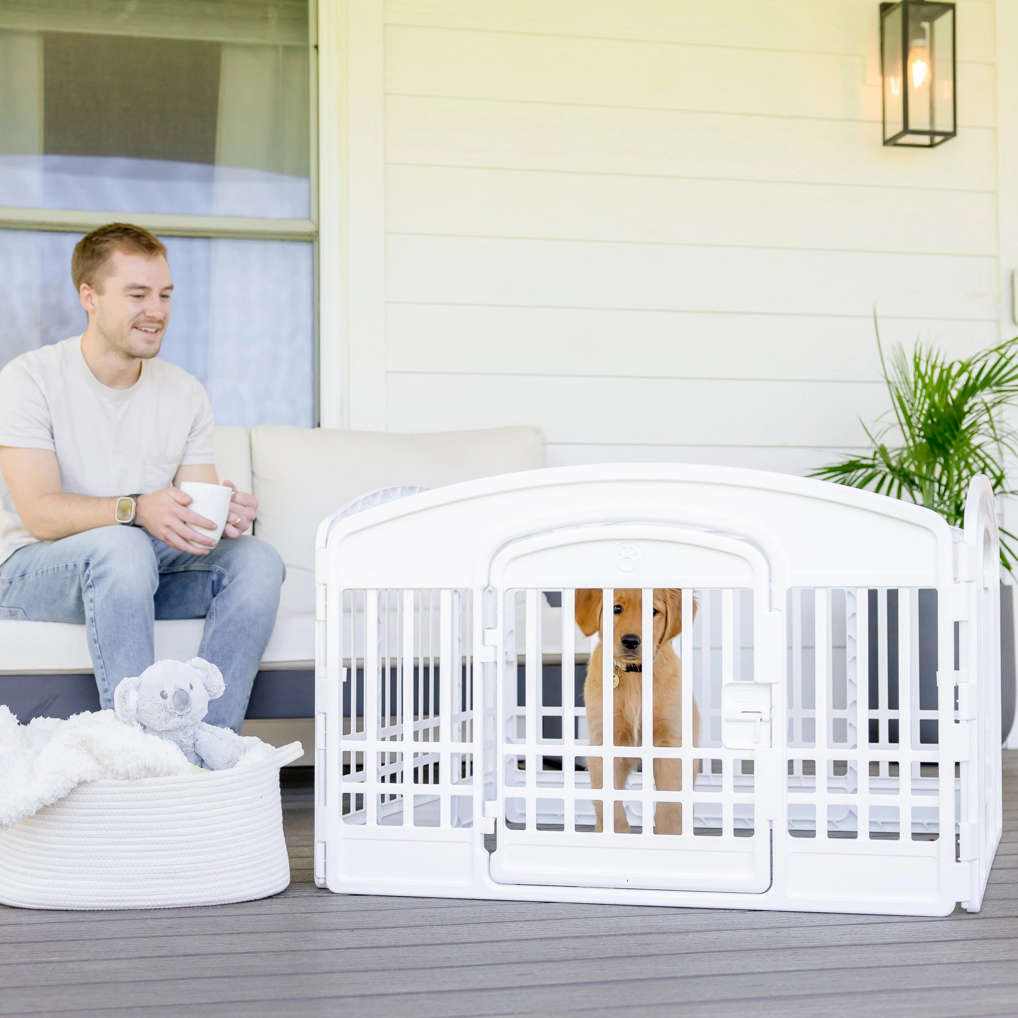 The Carlson 4-Panel Plastic Pet Pen provides a secure, versatile enclosure for small pets. Made with non-toxic materials, it’s lightweight, easy to set up, clean, and expand for both indoor and outdoor use.